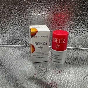 Clarins Pore-Less Blur and Matte Stick - Red and White